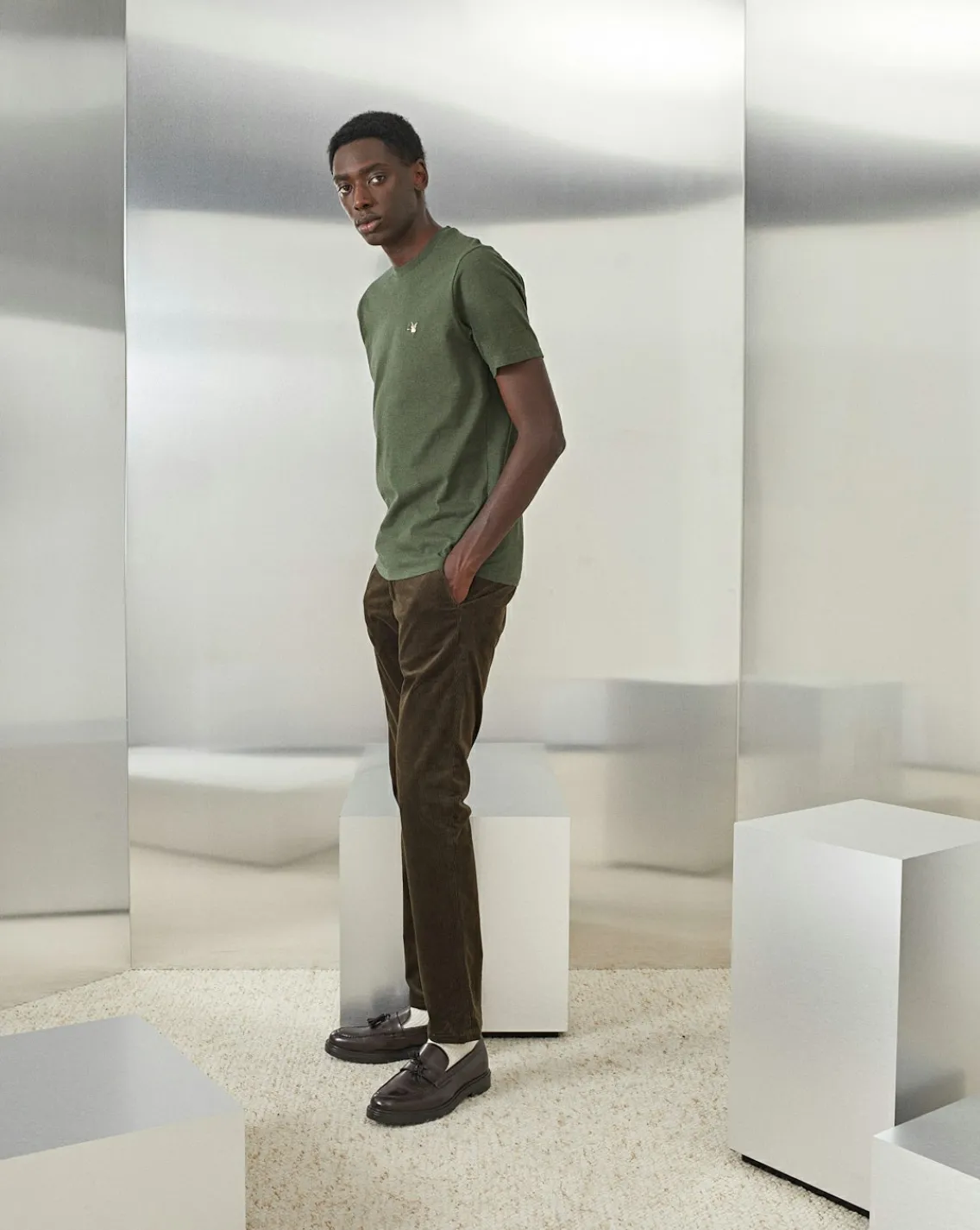 Hot Chevignon Pantalon Duck Chino Velours Kaki Pantalon Chino En Velours